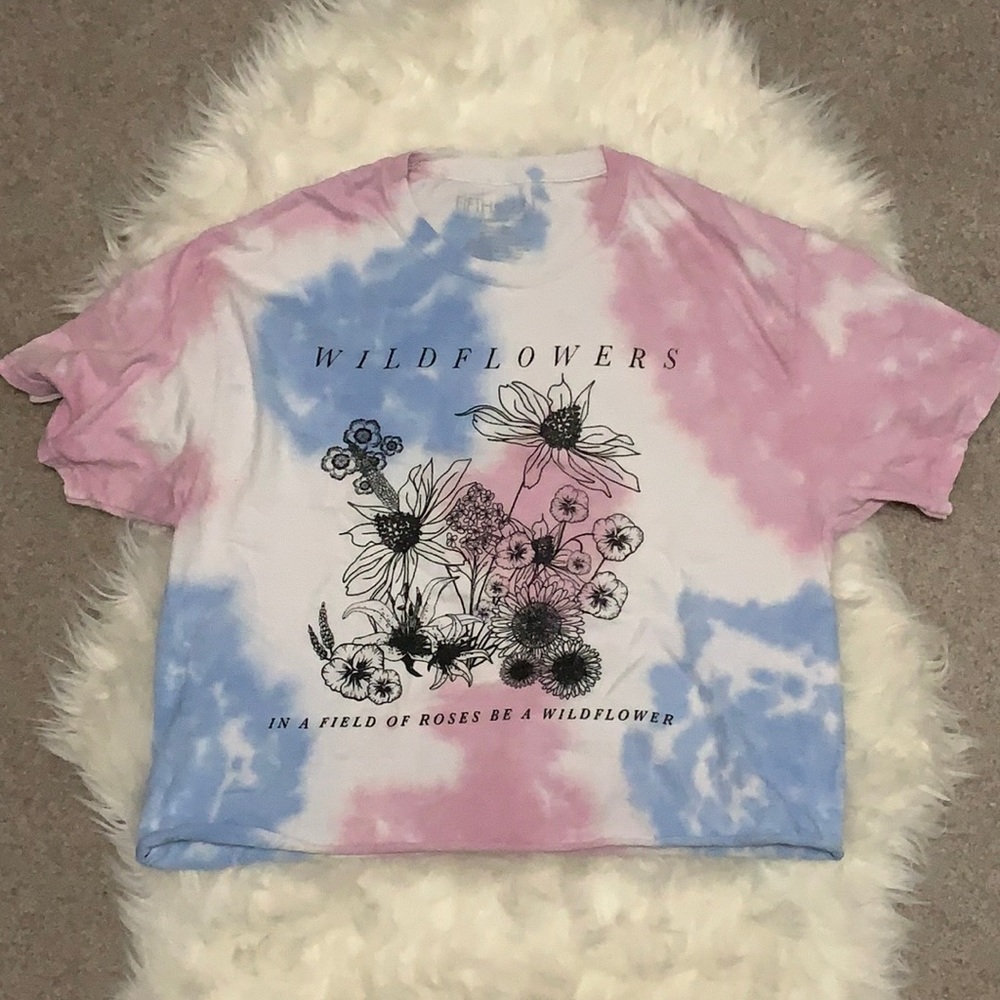 🌸 Fifth Sun Tie-Dye Wildflowers Top